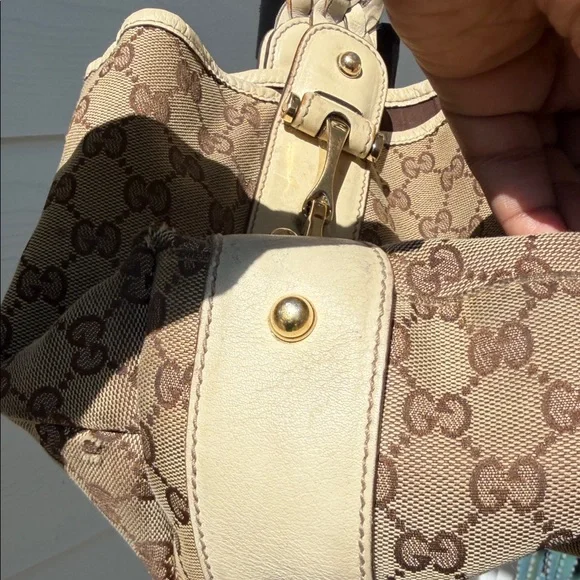 Gucci Pelham Beige GG Canvas Shoulder Bag with Braided Straps - Picture 6 of 11